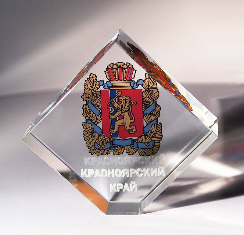 Цветная печать на стекле подарить подарок для иностранцев Цветная печать на стекле подарить призы выпускникам